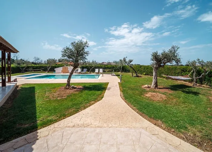 Laguna By Select Villa *