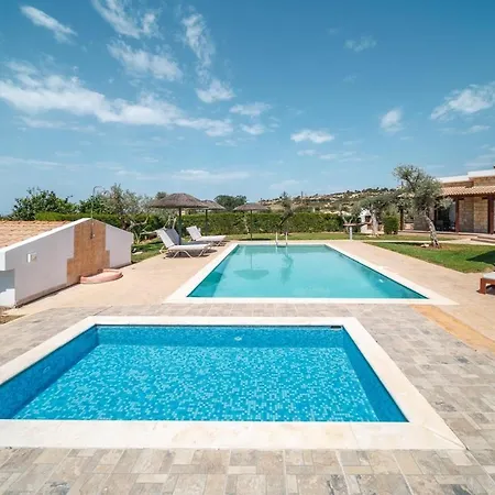 Villa Laguna By Select