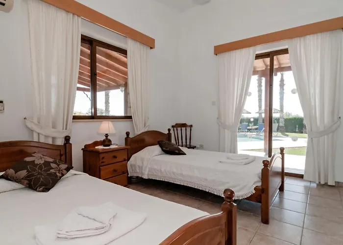 Laguna By Select Coral Bay